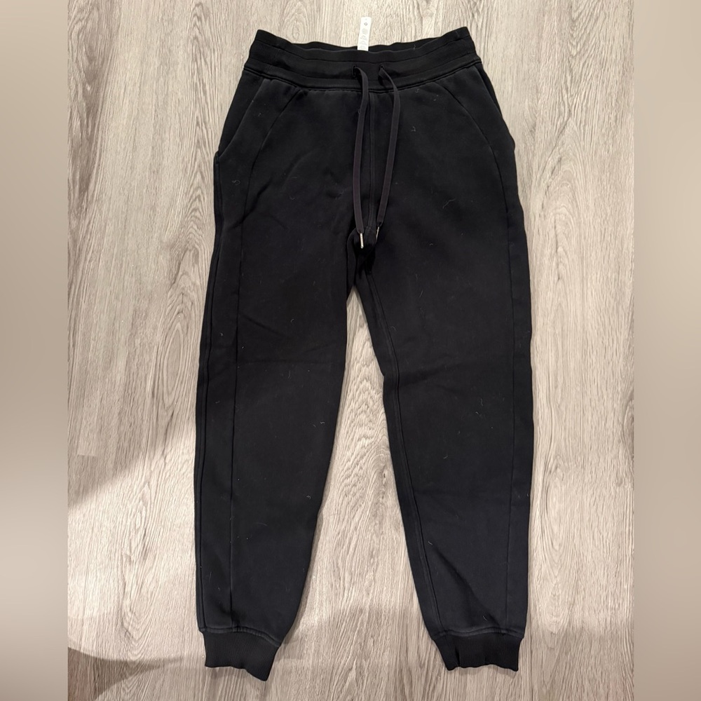 Lululemon joggers